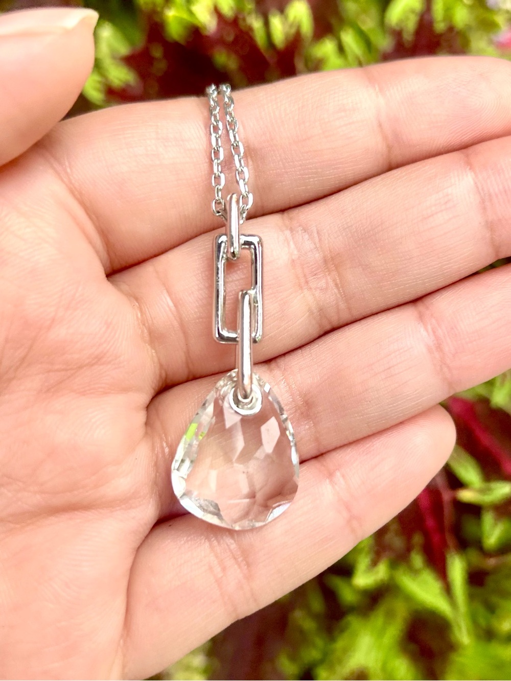 Authentic Swarovski Swan Signed Faceted Crystal Teardrop Pendant Necklace